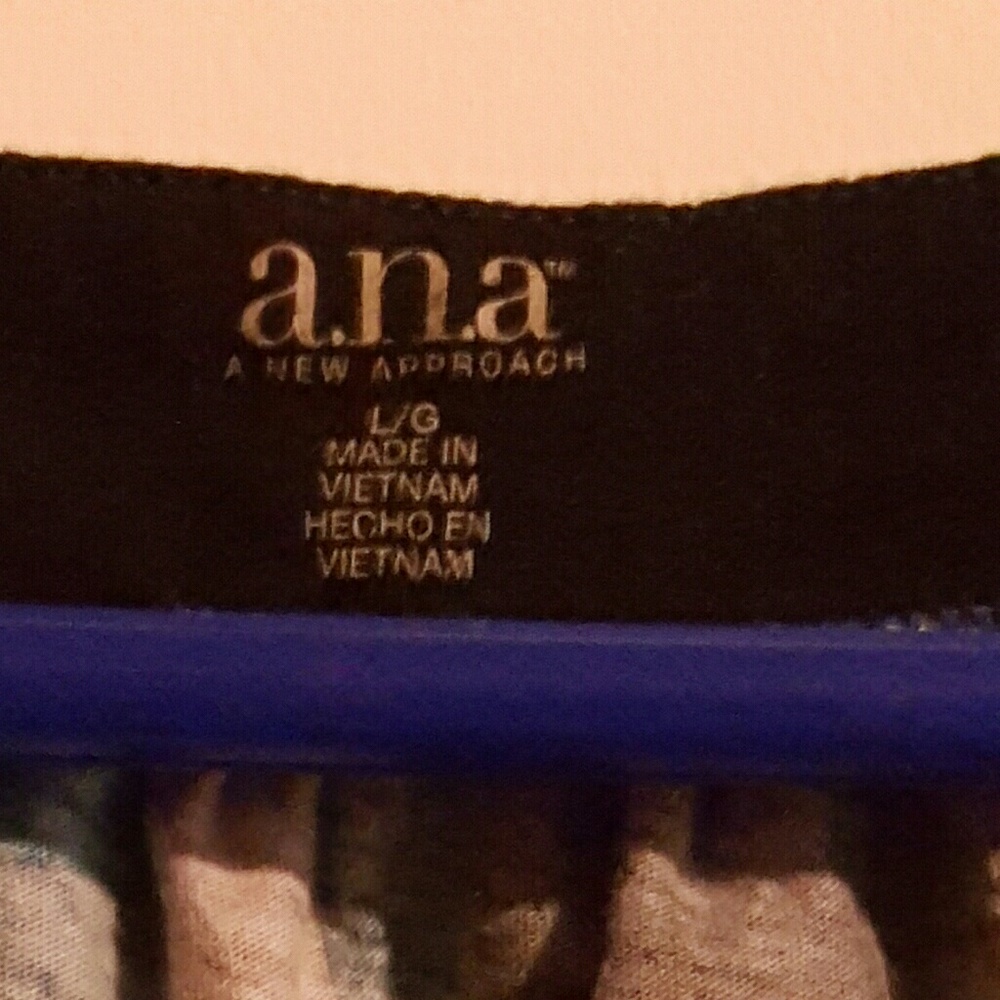 Dressy tank top - Picture 3 of 3